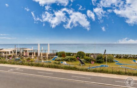 Vue depuis le séjour Gite n°3732 Luc-sur-Mer - Calvados - Vue depuis le séjour