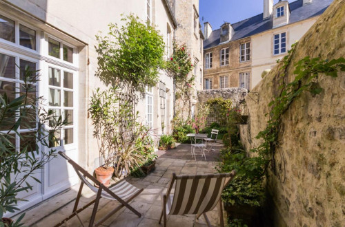 Location  n�2390 � BAYEUX (14)