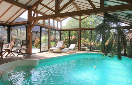 piscine couverte et chauffée, accès de juin à septembre inclus Gite n°2276 Caumont-sur-Aure - Calvados - piscine couverte et chauffée, accès de juin à septembre inclus